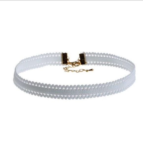 🎀 Lovely Simplistic Lace Victorian Style Choker 🎀 - Picture 1 of 4